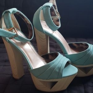 Women heels